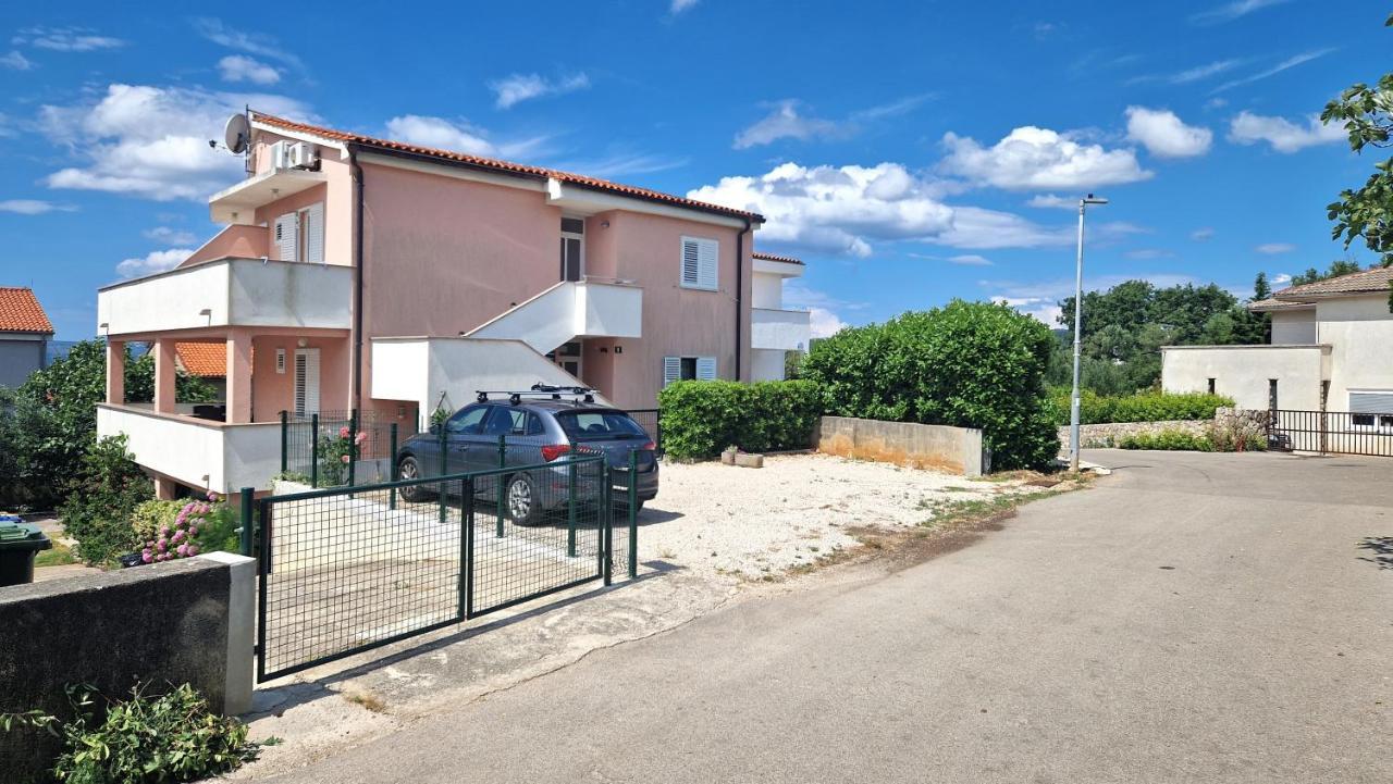 Apartments Murgic Крк Екстер'єр фото