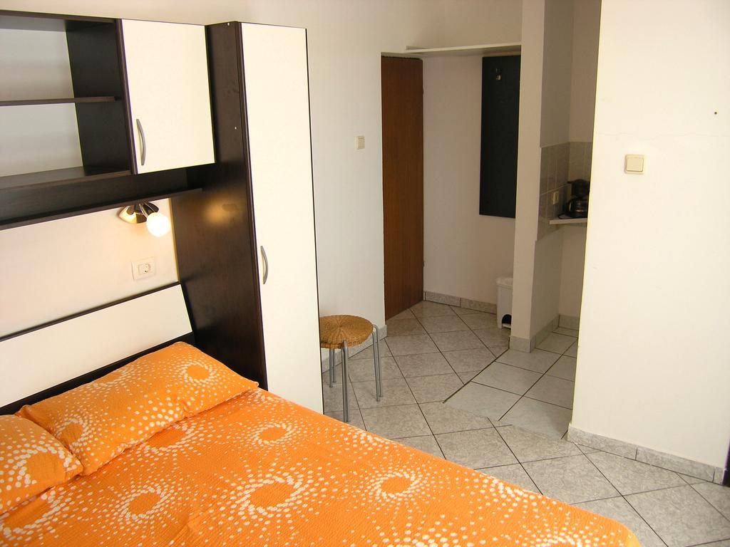 Apartments Murgic Крк Екстер'єр фото